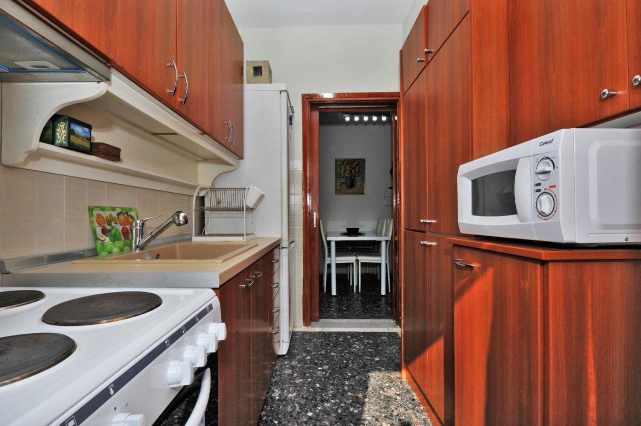 Themis 40 Steps From Beach Paralia Dionysiou Exterior foto